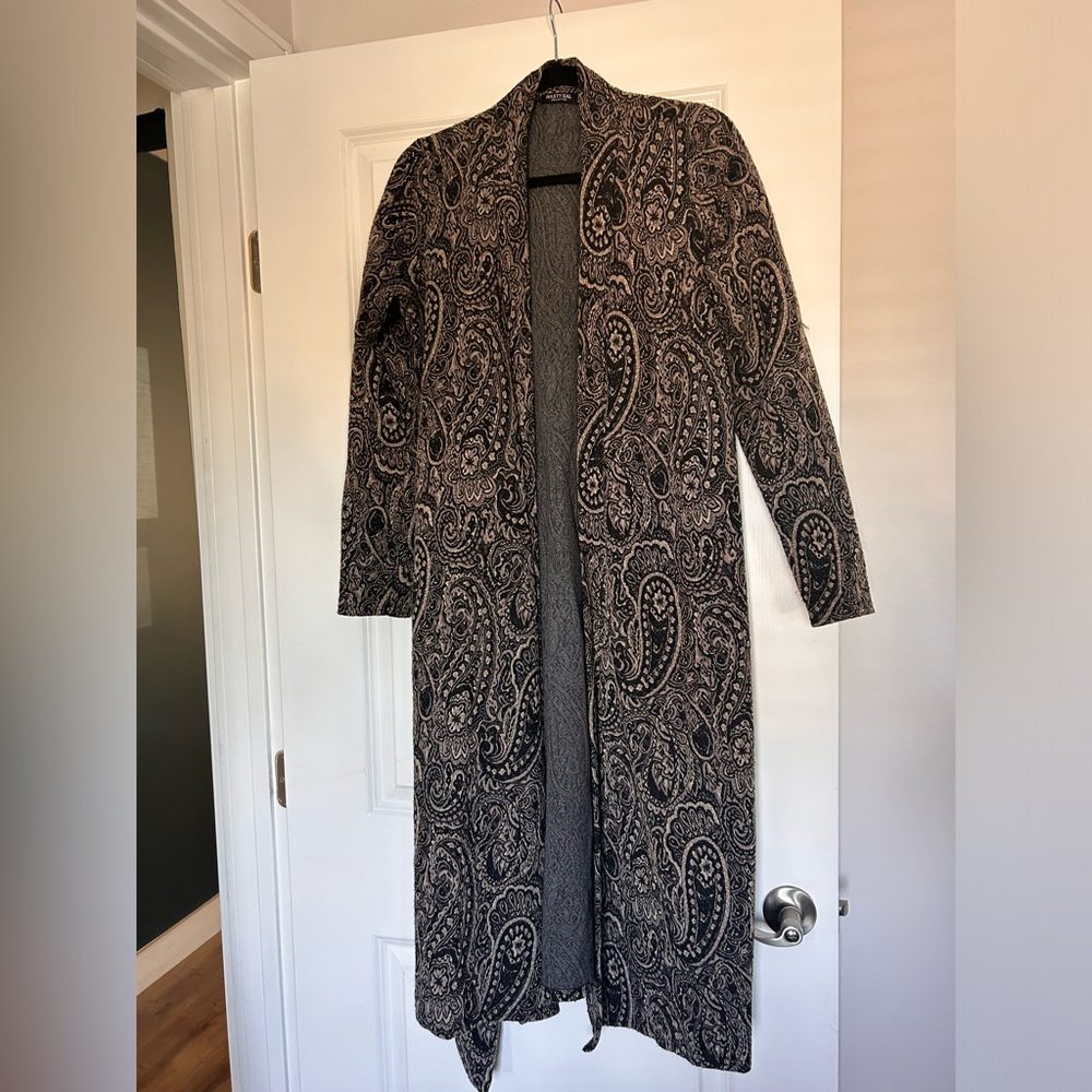 Nasty Gal Grey Black Paisley Duster